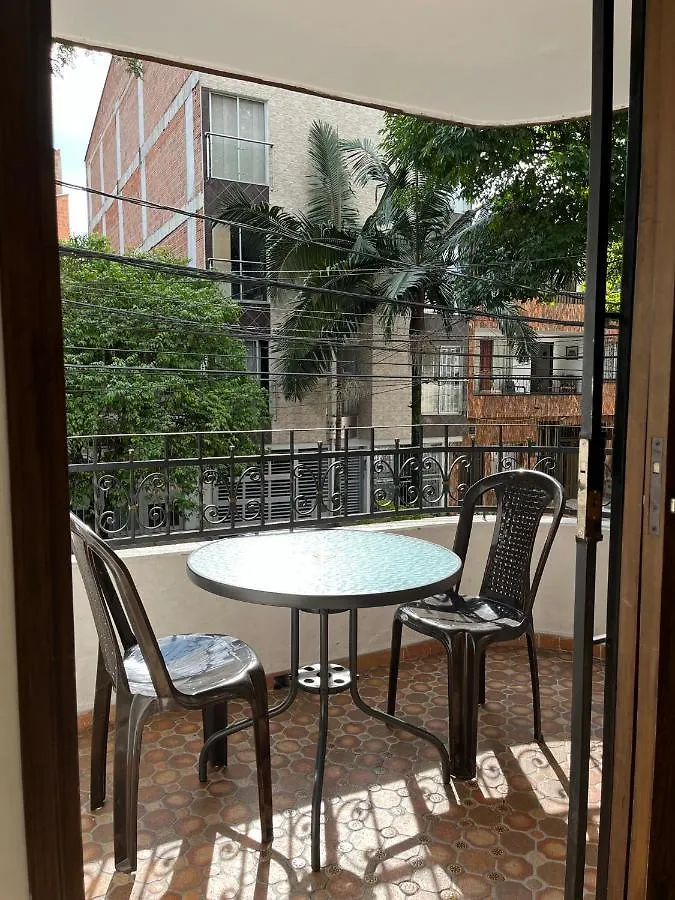 Habitacion Con Bano Privado En Belen Los Alpes Medellín 0*,